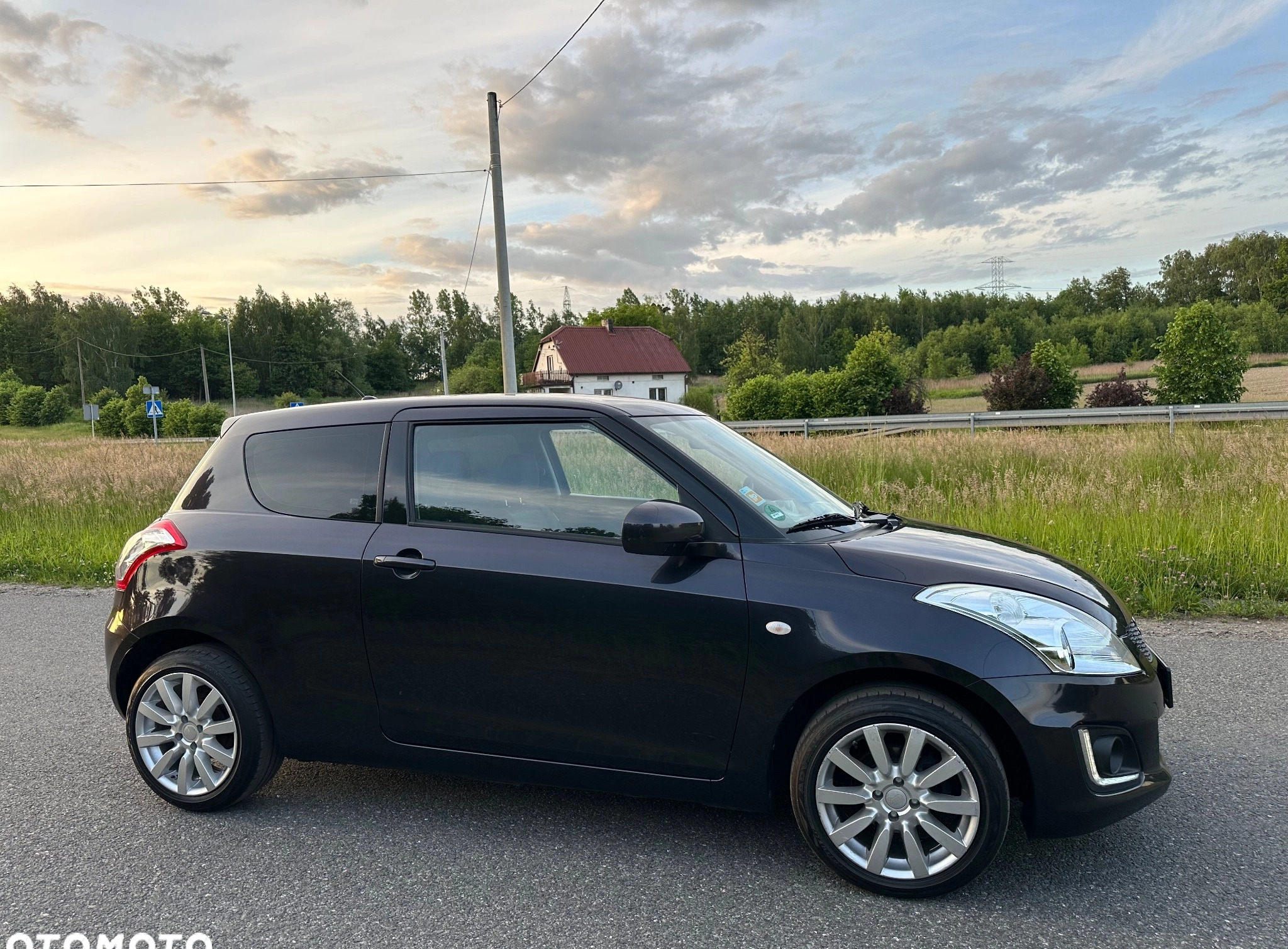 Suzuki Swift cena 25999 przebieg: 143000, rok produkcji 2014 z Czaplinek małe 154